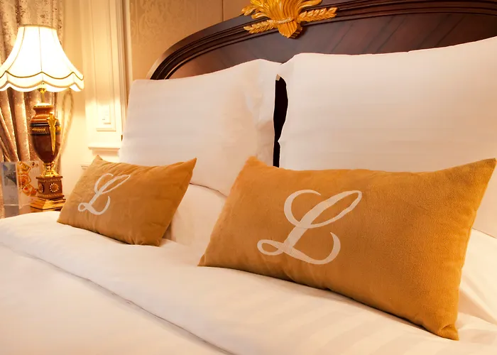 Hotel New Orient Landmark 5*