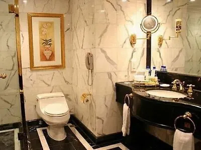 Hotel New Orient Landmark 5*