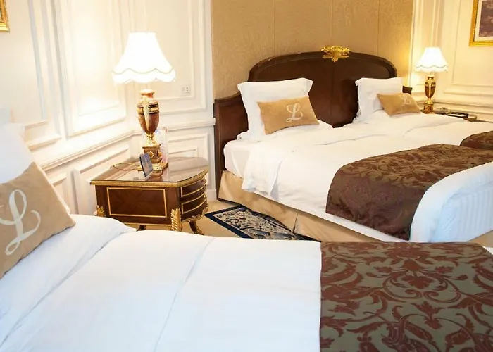 Hotel New Orient Landmark 5*